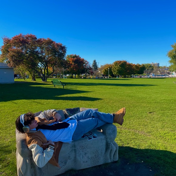 Hi, my names daemein!! - Picture 1 of 6